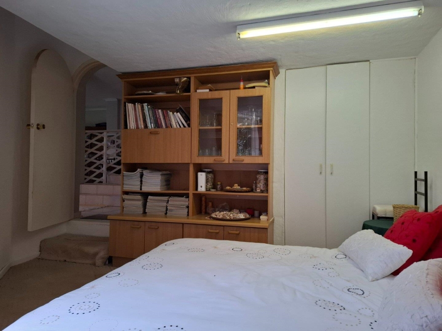 4 Bedroom Property for Sale in Wavecrest Eastern Cape